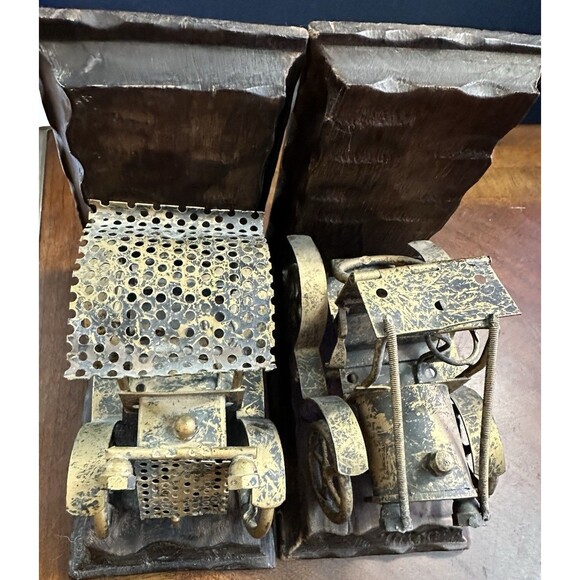 Vintage Wooden Bookends with Metal Sculptured Cars dark wooden base - Picture 7 of 11